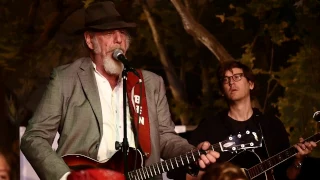 Ray Benson and the Barton Hills Choir sing Willie Nelson