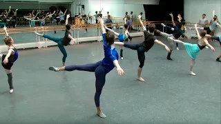 The Royal Ballet Class (centre) – World Ballet Day 2015