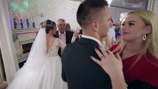 Розпустили кучері дівчата весілля до війни весілля в Діброві  музиканти Івано-Франківськ ukraine