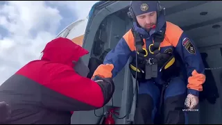 Спасение рыбаков с оторвавшейся льдины на Сахалине 18.02.2024