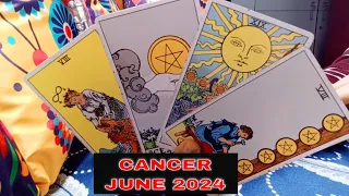 ❤️CANCER♋"Omg,YOU LITERALLY have NO IDEA WHO and WHAT is COMING towards YOU!" JUNE 2024