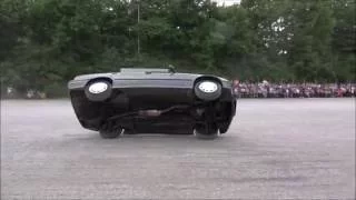 Wie man auf zwei Rädern Auto fährt - Lemoine Monstertruckshow - Iserlohn - 2016 - Stunt Show