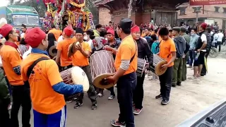 Йоги. Перенос носилок с Шивой (2)