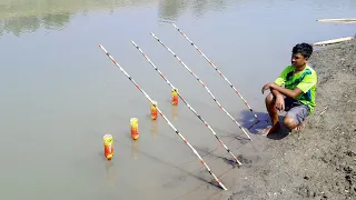 Best Fishing Video 2023 || Traditional Boy Catching Big fish With Plastic Bottle Fish Hook By River