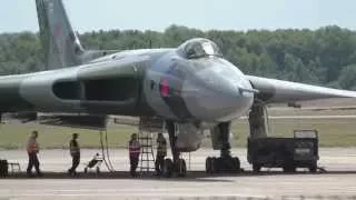 VULCAN XH558 SALUTE TO THE V FORCE TOUR: DONCASTER (airshowvision)