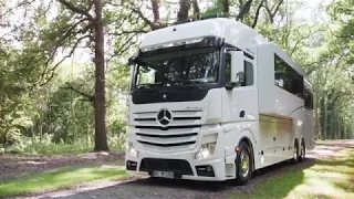 Weltpremiere des integrierten Teilintegrierten VARIO Signature 1200 auf MB Actros 2553 LLL