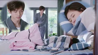 Cinderella's sleeping face is so cute,CEO is charmed by her,gently covers her with quilt