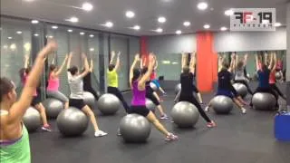 Fitness19 Coreo con Fitball