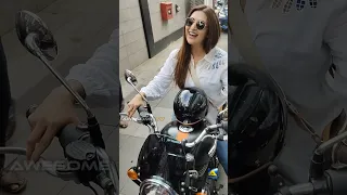 Divyanka Tripathi Dahiya makes dashing entry on her Bike #shorts #divyankatripathi #realawesometv