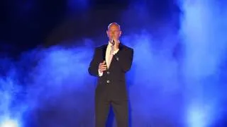 Asti Viens m'embrasser Julio Iglesias