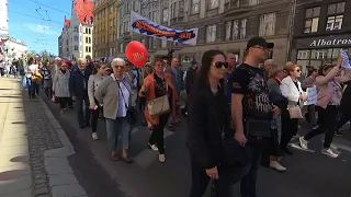 Марш в защиту русских школ в Риге 1 мая 2018 года