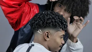 CRAZY CURLS 😱 Fazendo dedoliss em cabelo afro 💈✂️