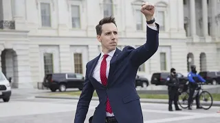 Senator Hawley criticized for acknowledging Capitol protesters with fist pump