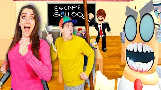 SCAPPA DAL MAESTRO CATTIVO!!!ESCAPE ROOM DALLA SCUOLA DI ROBLOX!!!