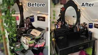 Makeup Declutter/Tidy/Clean With Me! Gothic Vanity/Dressing Table 2020