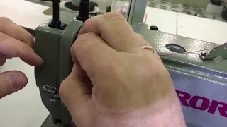 Заправка нити на промышленной швейной машине Aurora A-0302. Threading industrial sewing machine.