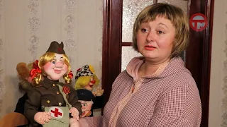 Жительница Уссурийска шьёт куклы из капроновых колготок и синтепона