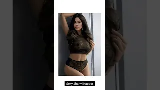 Bollywood sexy actress Jhanvi Kapoor || shorts