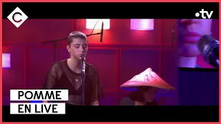 Pomme en live sur la scène de C à vous - 07/12/2022