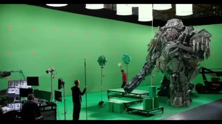 Transformers: The Last Knight - Hound Vs. Lennox 'On The Set'