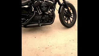 VANCE and HINES Short shot Exhaust on 2018 Harley Iron 1200