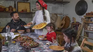 Ramadan Pita Bread in the Wood Oven, Dinner for the Family in the Village!