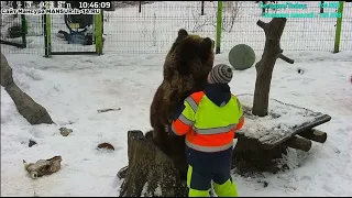 05 .03. 2023       10: 43      Папа, я больше тебя и сильнее.  Мансур