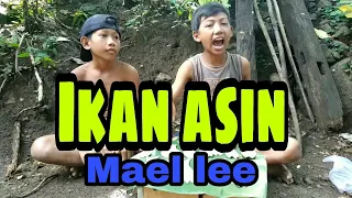 NGAKAK! Mael lee Kecil kw | Jualan ikan asin