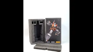 Which Masterpiece do you think is Better SUPERION or KRONOS ? TheBigToyAuction.com Preview!