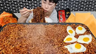 Cheapest Jjajang Ramen Ever! Lee Chun Sam Ramen with Egg and Cheese KOREAN MUKBANG