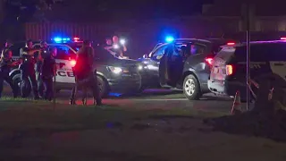Dramatic end to a Houston police chase after reported robbery, kidnapping in Walmart lot