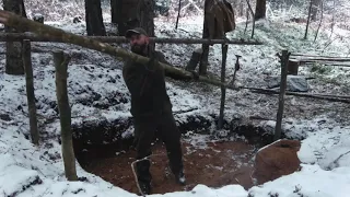 SHELTER BUILDINGS IN THE WOODS. SURVIVAL SKILLS.BUSHCRAFT SKILLS. 5 SHELTER MADE OF STONE AND WOOD