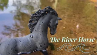 Pine Square Stables - S01 E02  The River Horse | schleich horse series |