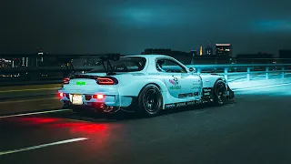 A video for relaxation: White Mazda RX-7 Night Cruise 4K