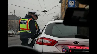 Így vezet a magyar, ha nem látja a rendőrt
