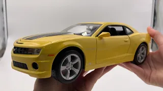 Maisto 1:18 2010 Chevrolet Camaro SS RS 10-31173 (yellow) diecast car model