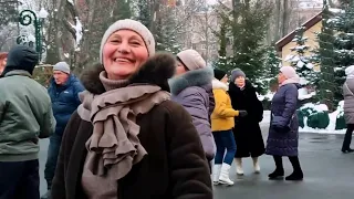 ПРИВЕТ, ПОКА! ТАНЦЫ В ПАРКЕ ГОРЬКОГО ХАРЬКОВ СЧАСТЛИВЫЕ ДНИ