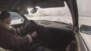BMW E34 530i Touring: Driving on Snow