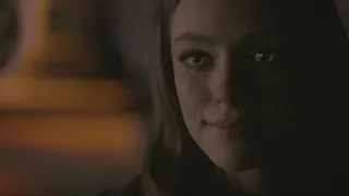 LEGACIES 4x04 VOSTFR "Hope attacks Alaric and Kaleb remains a dragon after the malivore dies"