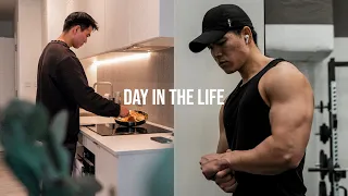 A DAY IN MY LIFE | Software Engineer, Content Creation, Gym, Eating