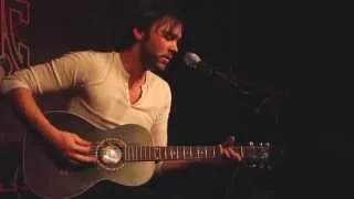 Shakey Graves  - "Word of Mouth" (Live In Sun King Studio 92)