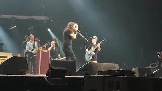 Foo Figthers sube a su escenario a un niño de 10 años para tocar “Enter Sandman” de Metallica