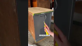 How to get a smooth finish painting furniture with a paint brush and roller 🙌