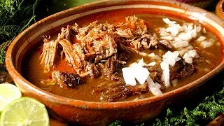 BIRRIA DE RES CON CONSOME | ALE DE NAVA