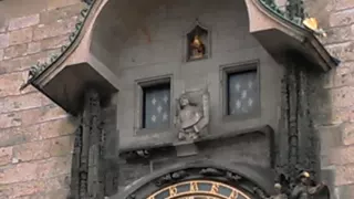 Astronomical Clock Show in Prague's Old Town Square Prazske Orloj Reloj Astronomico de Praga Calero