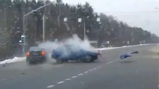 Russian Car crash compilation January part 2