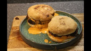 Burger mit selbstgemachter Soße