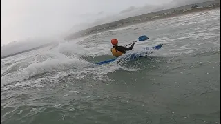 TAFESA Kayak surfing at Middleton