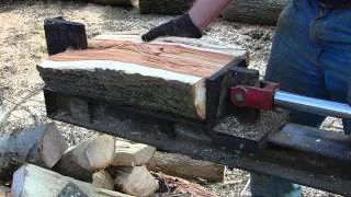 Tractor powered hydraulic log splitter