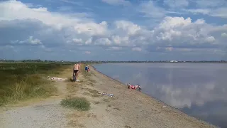Крым.  Лечебная грязь Сакского озера.  Июль 2019.